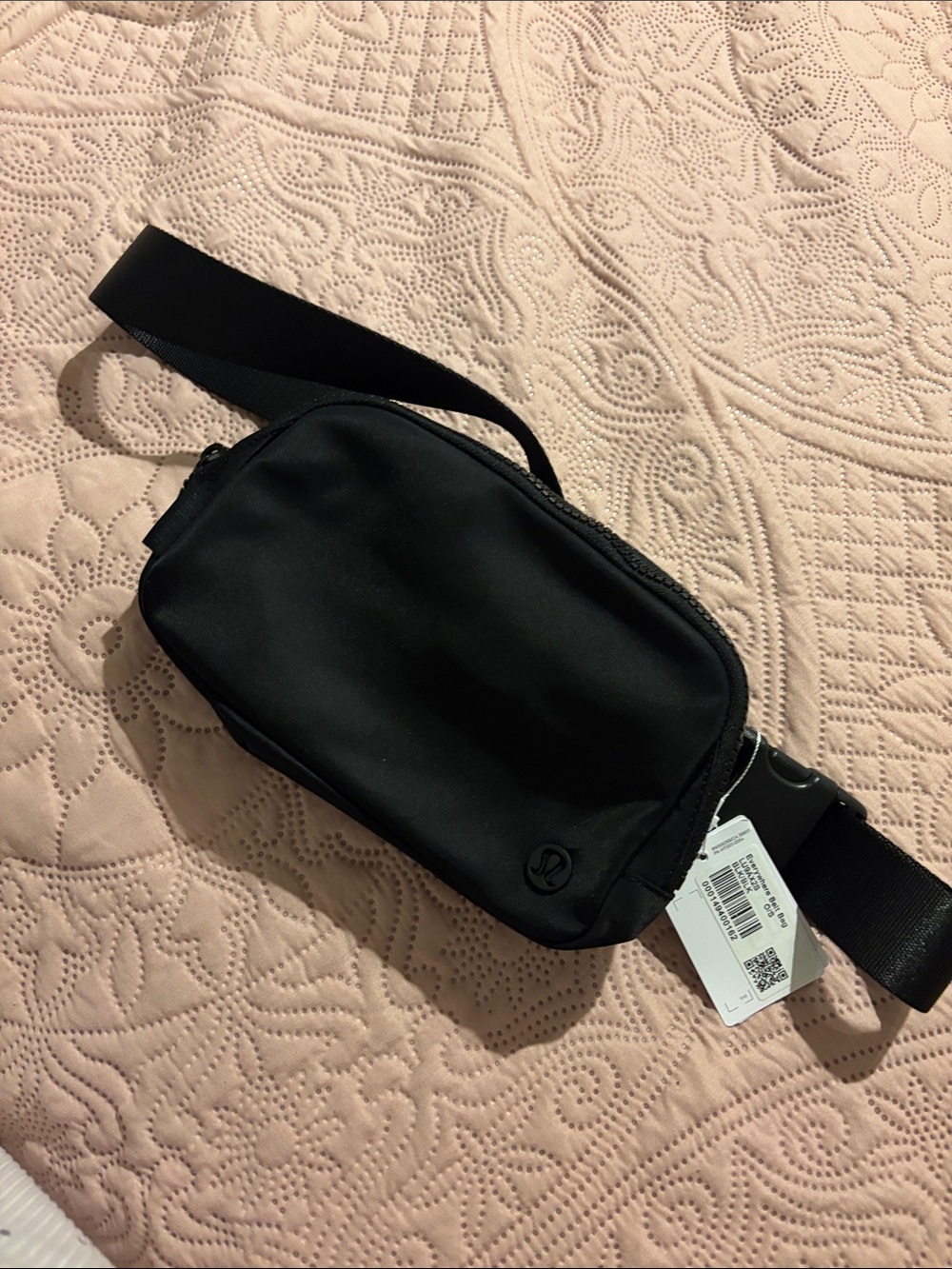 lululemon athletica Black women’s Sling Belt Bag